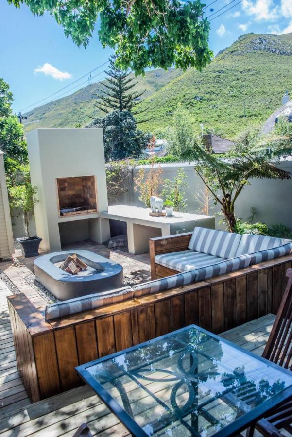Seven On Flora- Hot Tub, Modern With Amazing Outside Area Villa Hermanus Exterior photo